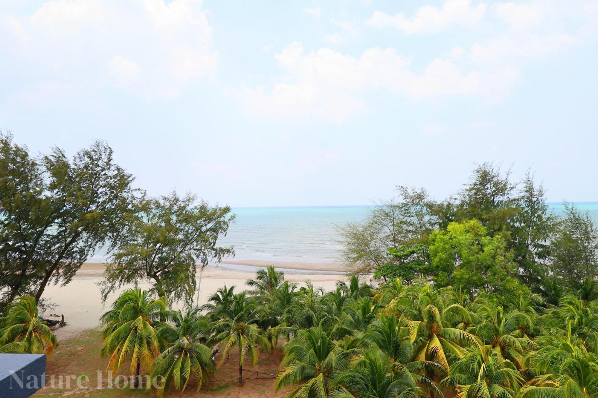 Nature Home 2 - Swiss Garden Resort Residences Beachfront Villa Kuantan Buitenkant foto